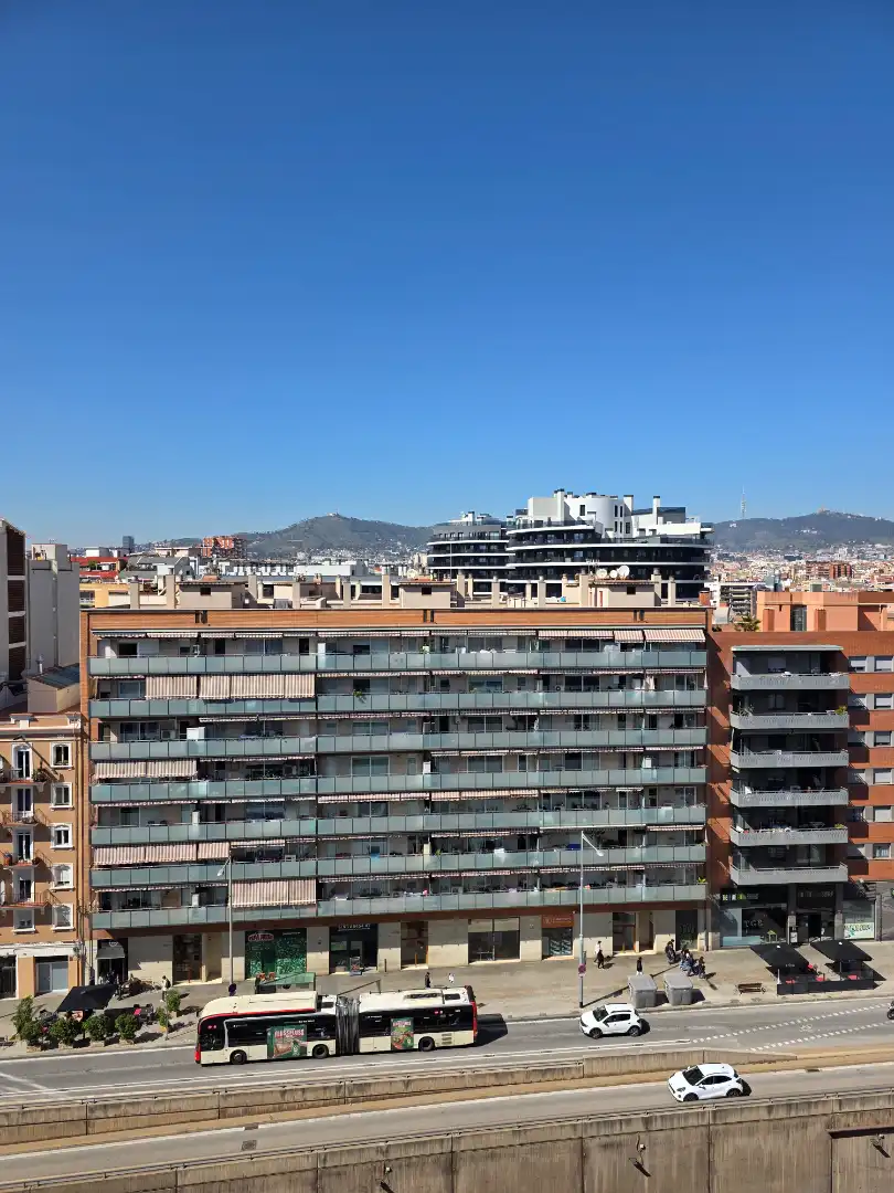 Vista exterior de Piso en venta en Barcelona con Aire acondicionado, Calefacción y Parquet