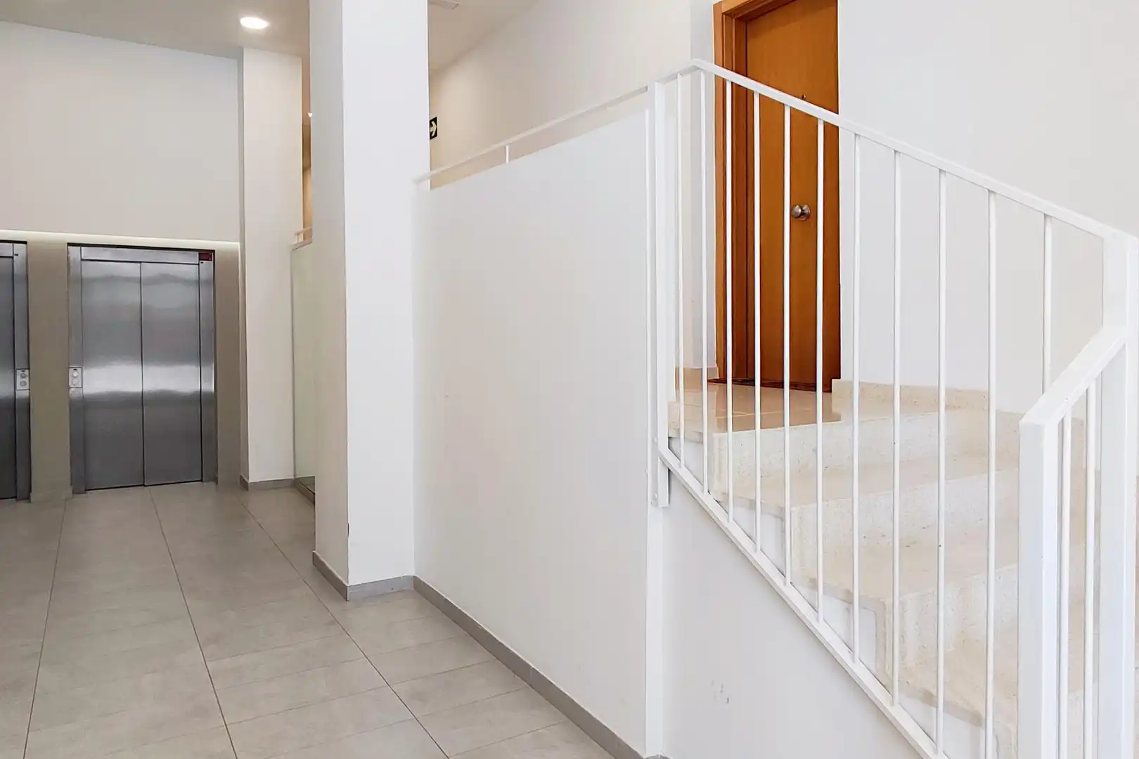 Wohnung zum Verkauf in Valencia mit Heizung, Abstellraum und Alarm