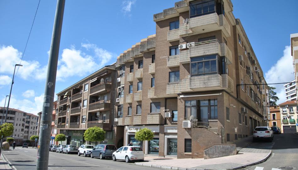 Photo 1 of Flat for sale in Avenida la Salle, Centro Ciudad, Cáceres