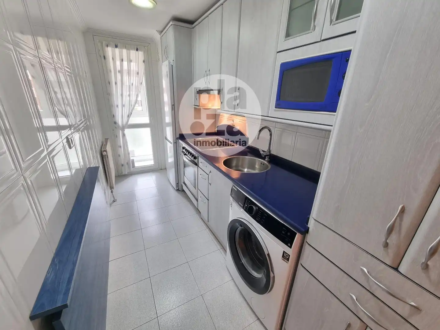 Kitchen of Flat for sale in Burgos  with Heating and Storage room