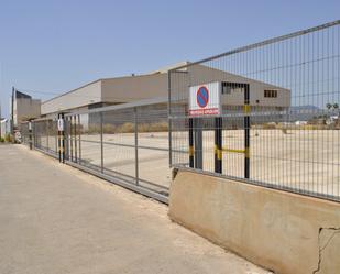 Vista exterior de Nau industrial en venda en El Puig de Santa Maria