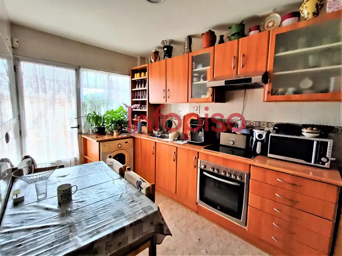 Casa con terraza en venta en Valdepeñas, imagen 5