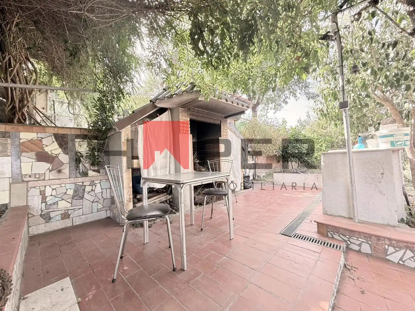 Terrassa de Casa o xalet en venda en Olesa de Montserrat amb Traster i Piscina