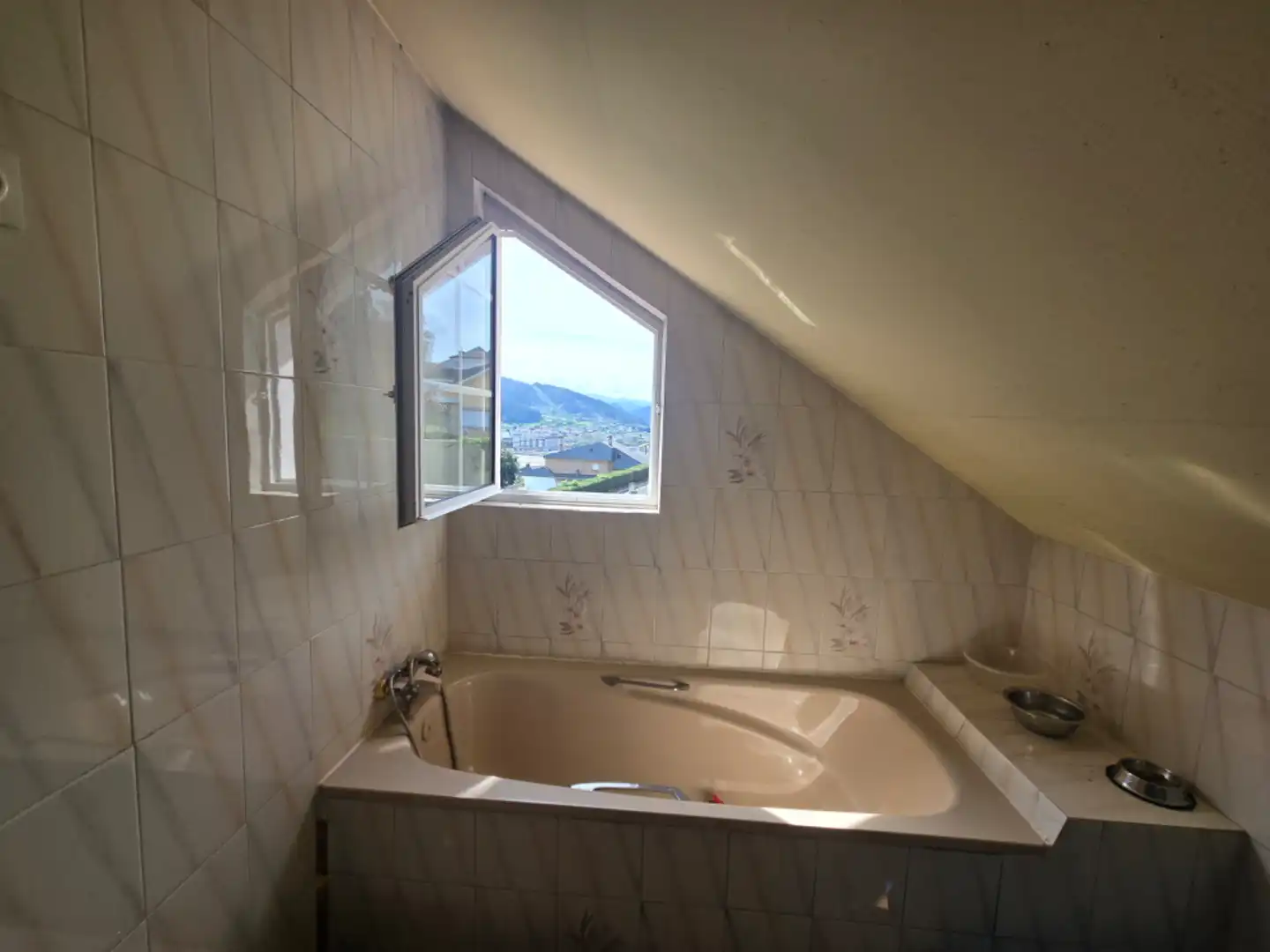 Bany de Casa o xalet en venda en Viveiro amb Calefacció, Jardí privat i Parquet