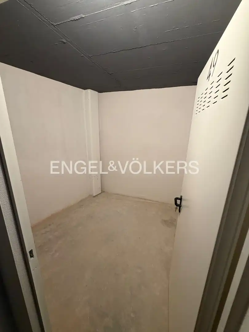 Flat for rent in Valencia  with Air Conditioner, Heating and Private garden