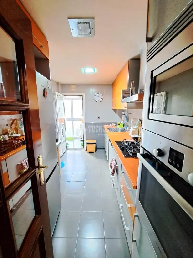 Cocina de Piso en venta en Parla con Aire acondicionado, Calefacción y Terraza