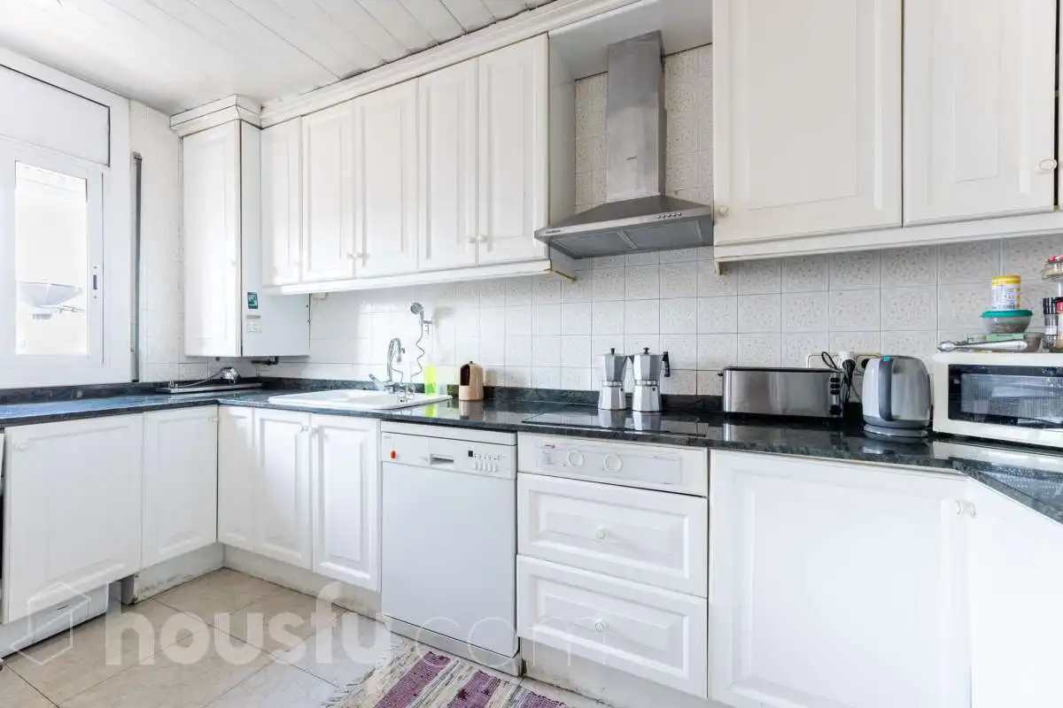 Küche von Wohnung zum Verkauf in El Prat de Llobregat mit Klimaanlage, Terrasse und Balkon