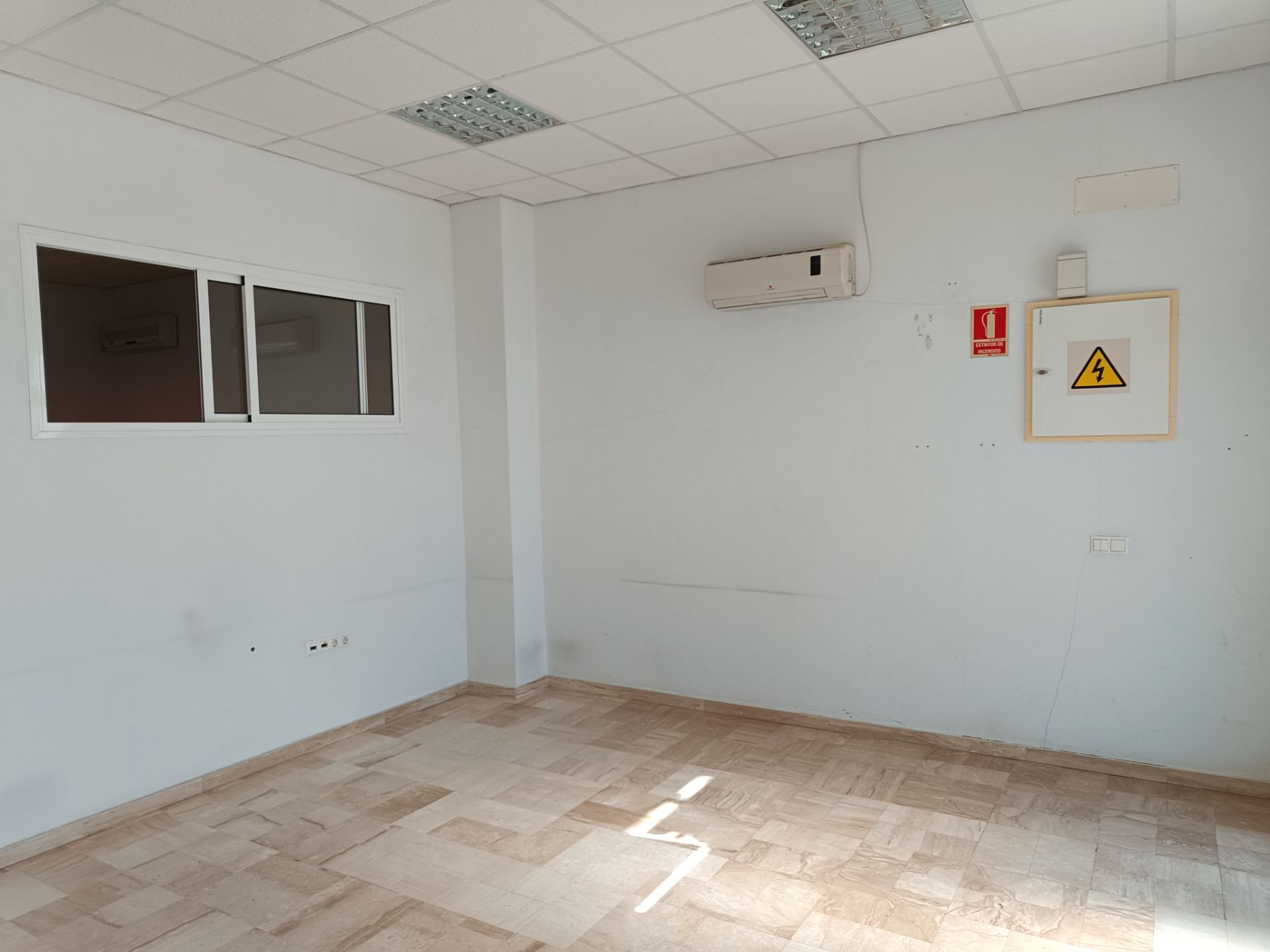 Oficina de alquiler en San Fernando con Aire acondicionado y Internet