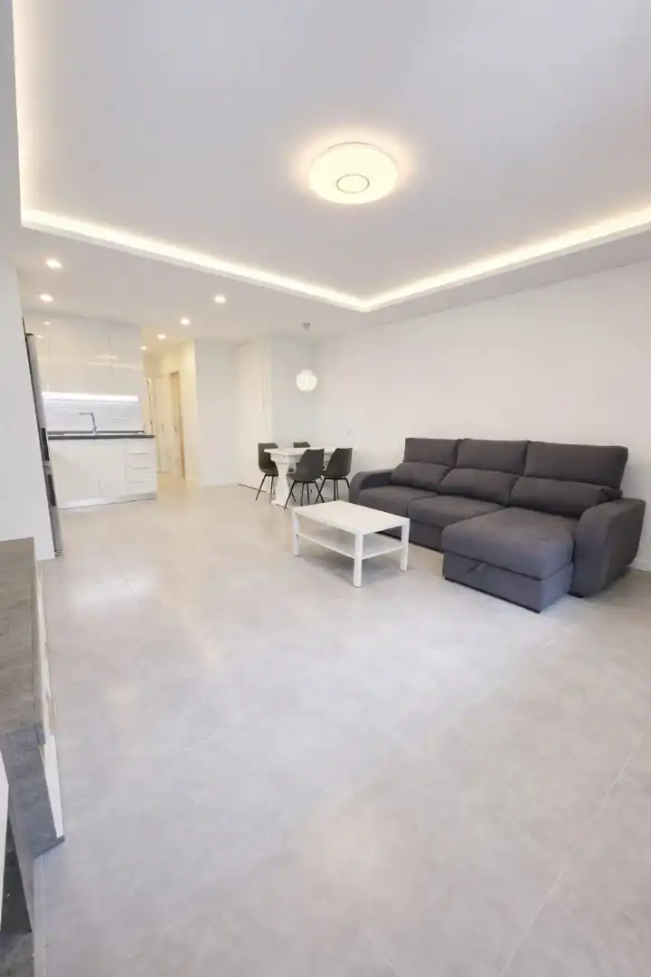 Sala d'estar de Pis de lloguer en Puerto de la Cruz amb Moblat, Forn i Rentadora