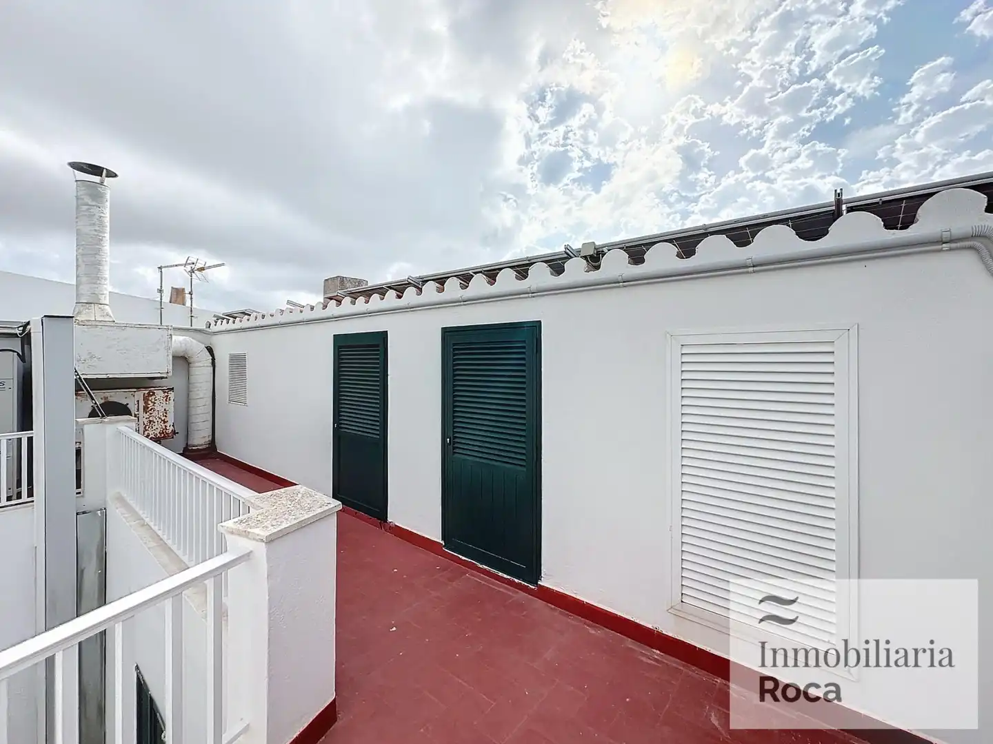 Vista exterior de Apartament en venda en Es Mercadal amb Aire condicionat, Traster i Balcó