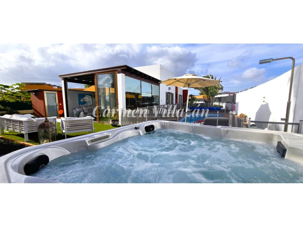 Garden of Houses for sale in Antigua  with Air Conditioner, Private garden and Terrace