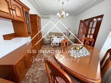 House for sale in Jardin Lucena