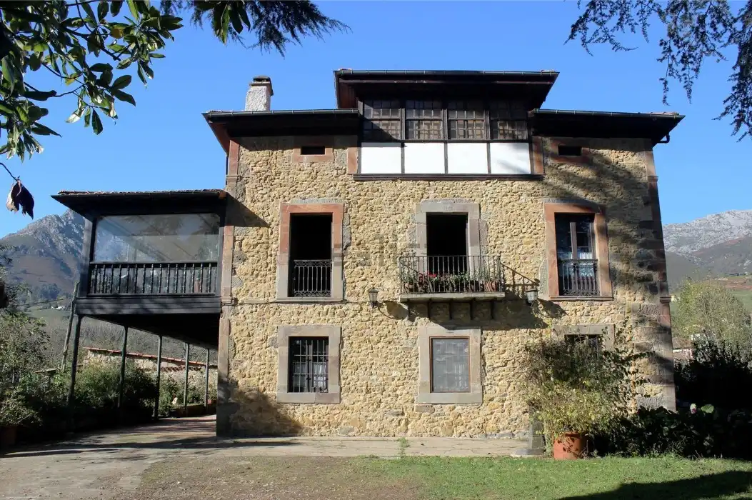 Casa con terrazza in vendita a Parres, imagen 2