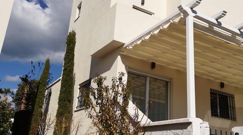 Foto 2 de Casa adosada en venda a Sierra de Estepona - Avda. de Andalucía, Málaga