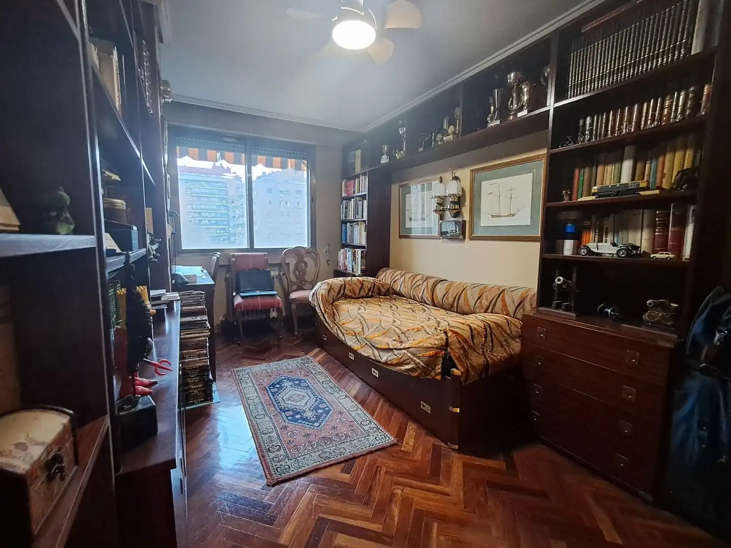 Sala d'estar de Pis en venda en Madrid amb Aire condicionat, Calefacció i Jardí privat
