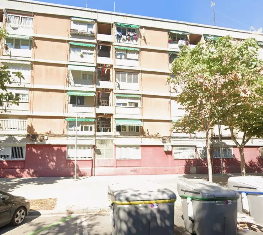 Vista exterior de Piso en venta en Barcelona