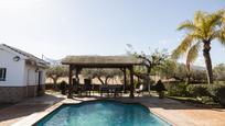 Piscina de Casa o xalet en venda en Alhaurín El Grande amb Terrassa