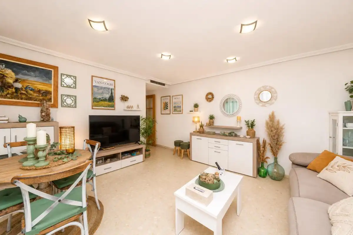 Living room of Flat for sale in Alicante / Alacant  with Heating, Terrace and Storage room