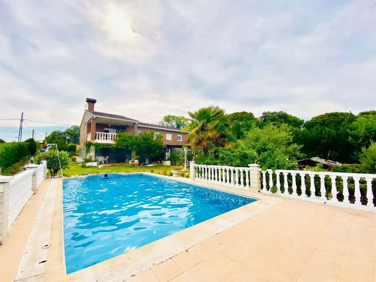 Piscina de Casa o xalet en venda en Villa del Prado amb Jardí privat, Piscina i Balcó