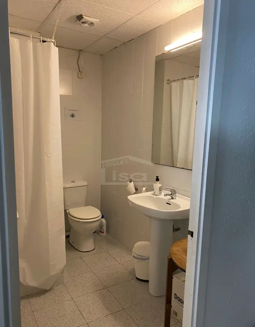 Bathroom of Commercial properties for sale in Barcelona  with Air Conditioner