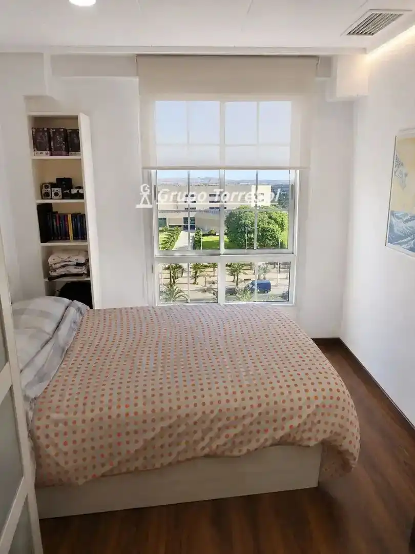 Bedroom of Flat for sale in Elche / Elx  with Air Conditioner, Heating and Terrace