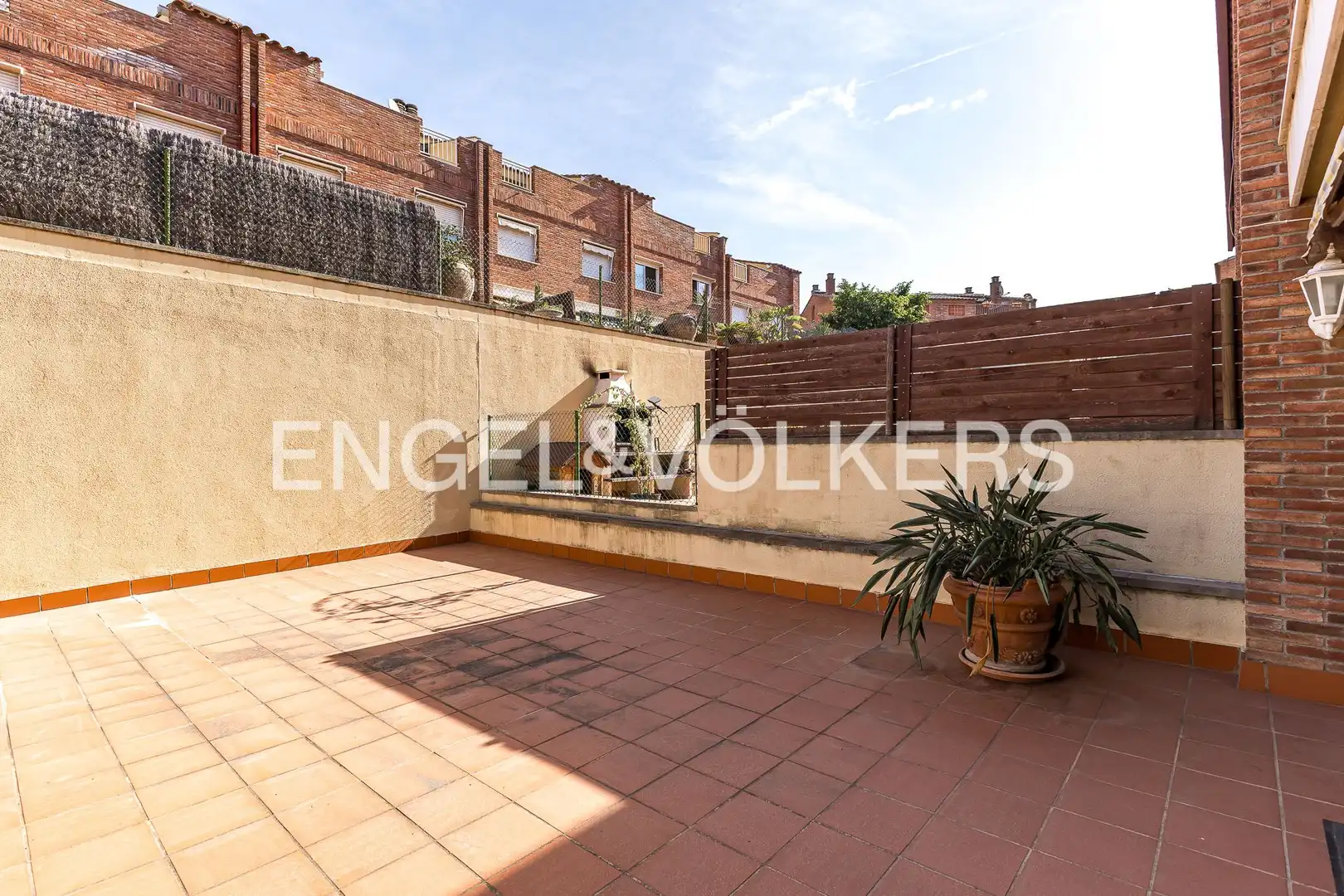 Maison mitoyenne avec piscine à vendre à Nou Eixample Nord, imagen 4