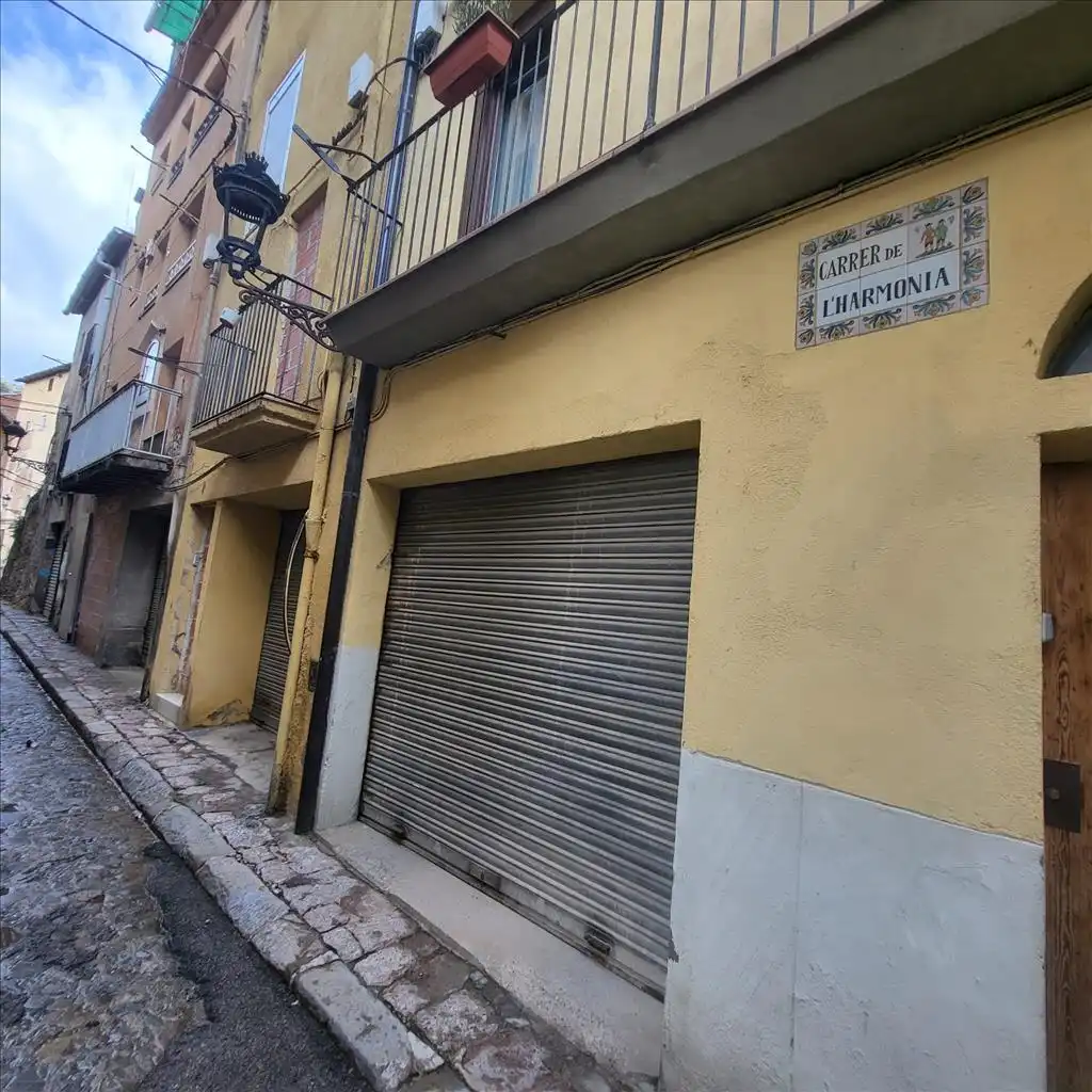 Aparcament de Casa adosada en venda en Berga