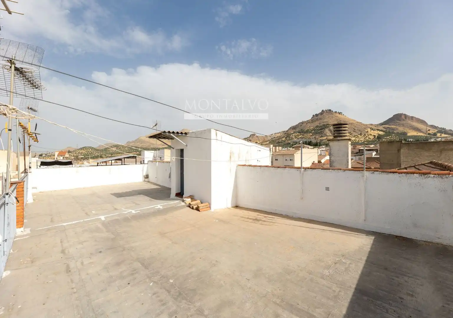 Vista exterior de Piso en venta en Atarfe con Aire acondicionado, Calefacción y Terraza