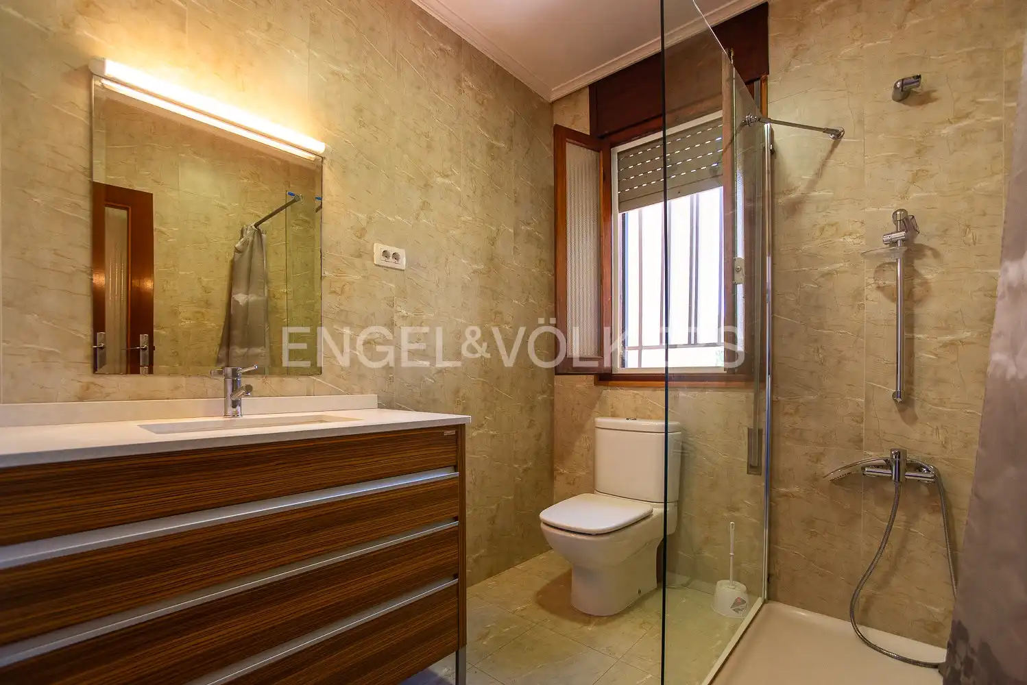 Baño de Casa o chalet en venta en Vila-real con Aire acondicionado, Calefacción y Jardín privado