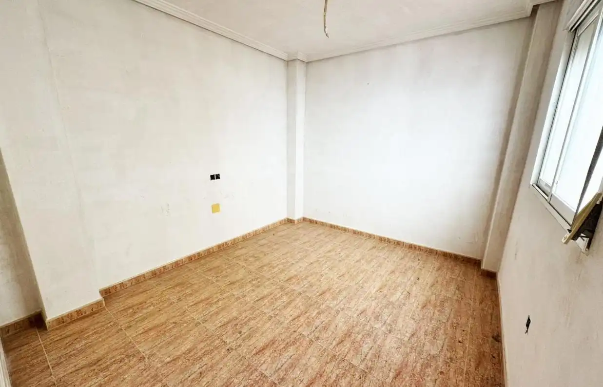 Edificio en venta en Formentera del Segura