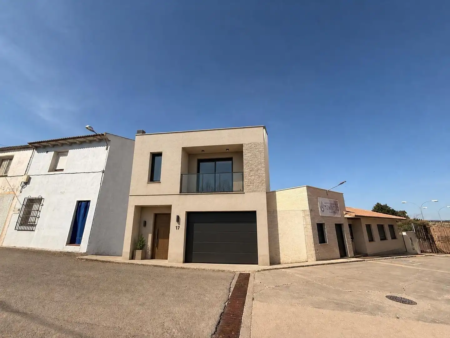 Außenansicht von Residential zum Verkauf in Sariñena