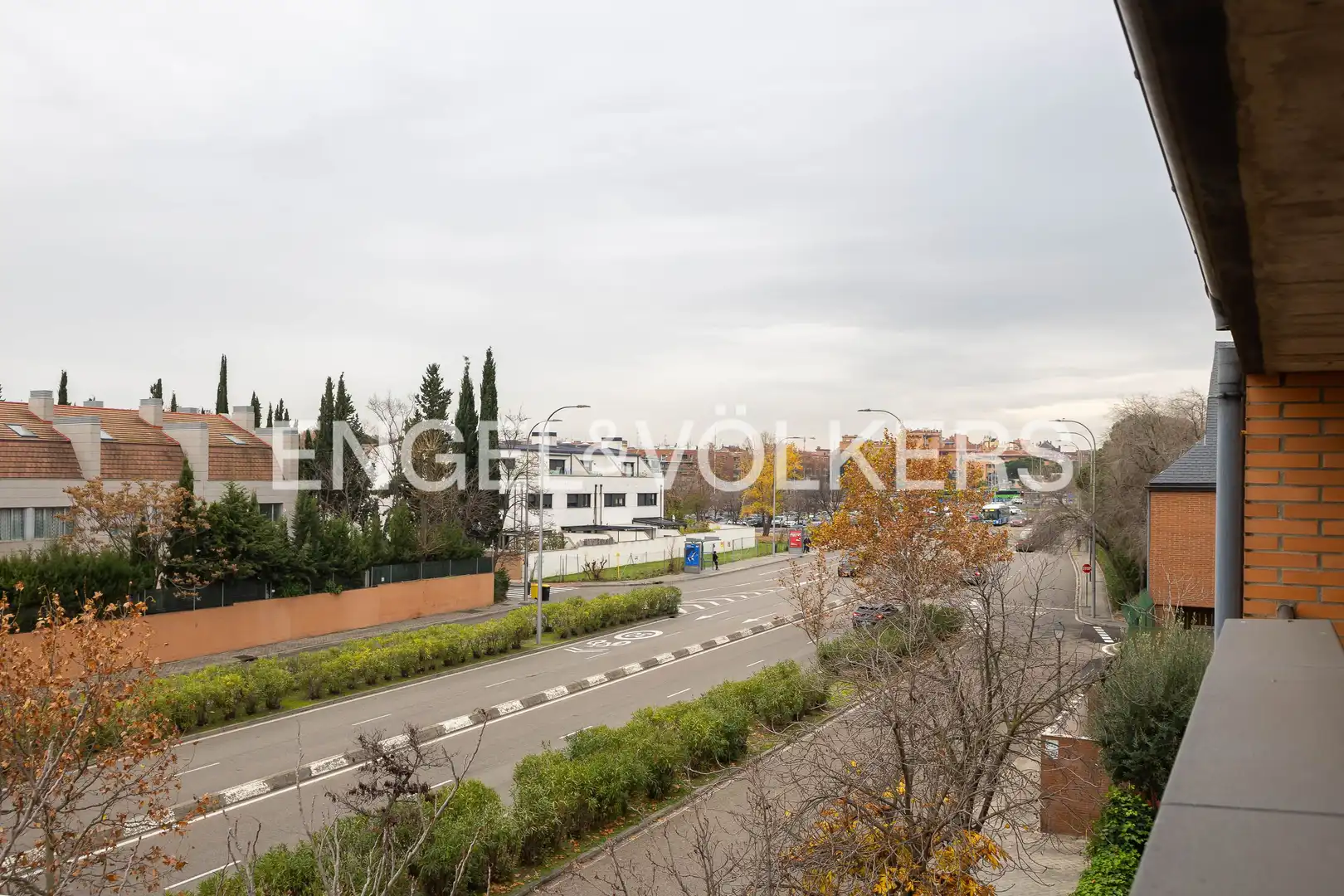 Vista exterior de Casa o chalet en venta en Madrid con Aire acondicionado, Calefacción y Jardín privado