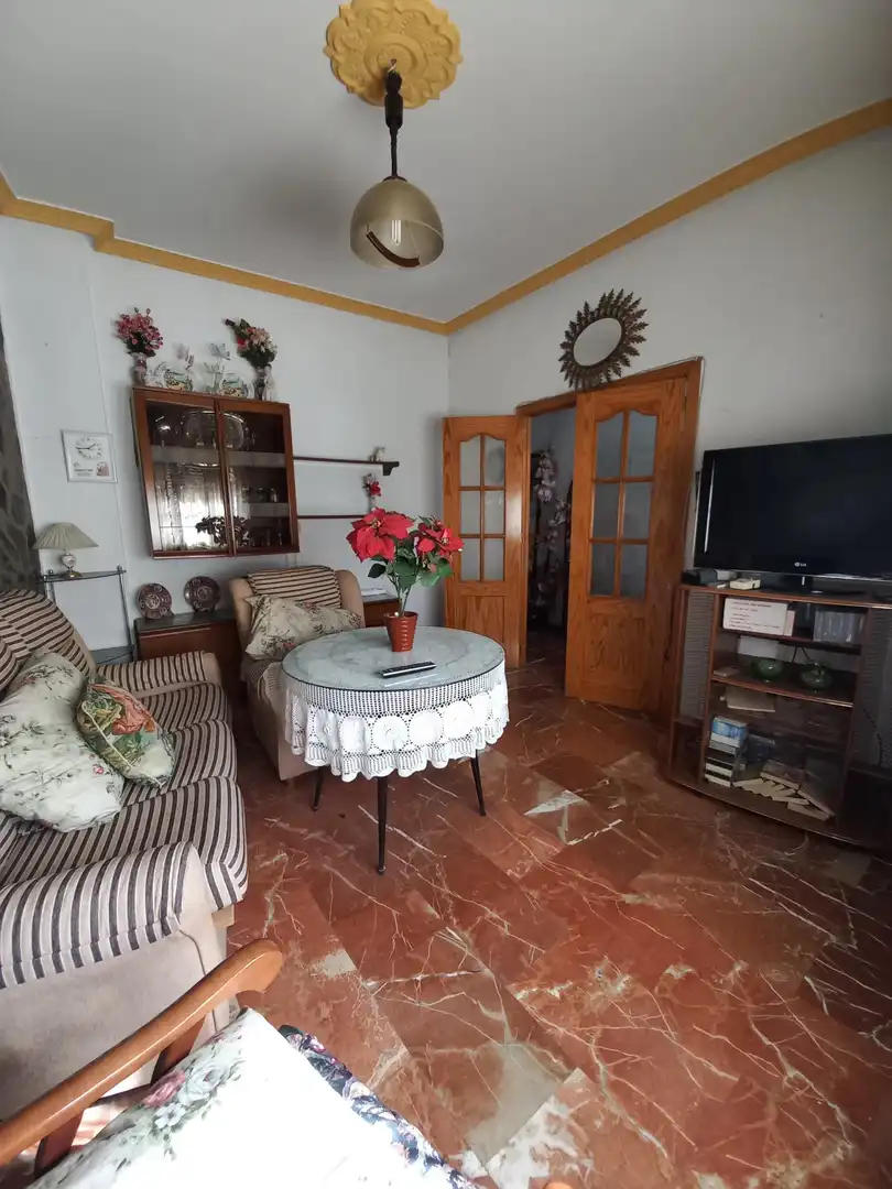Casa con terraza en venta en Úbeda