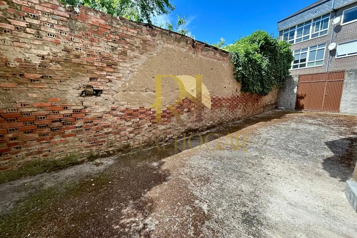 Casa adosada en venta en Vilamartín de Valdeorras con Terraza