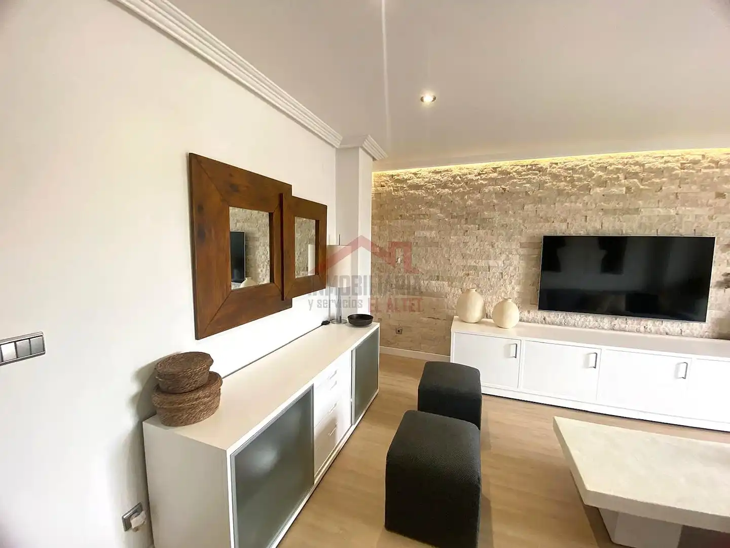 Außenansicht von Wohnung zum Verkauf in Elche / Elx mit Klimaanlage, Heizung und Ofen