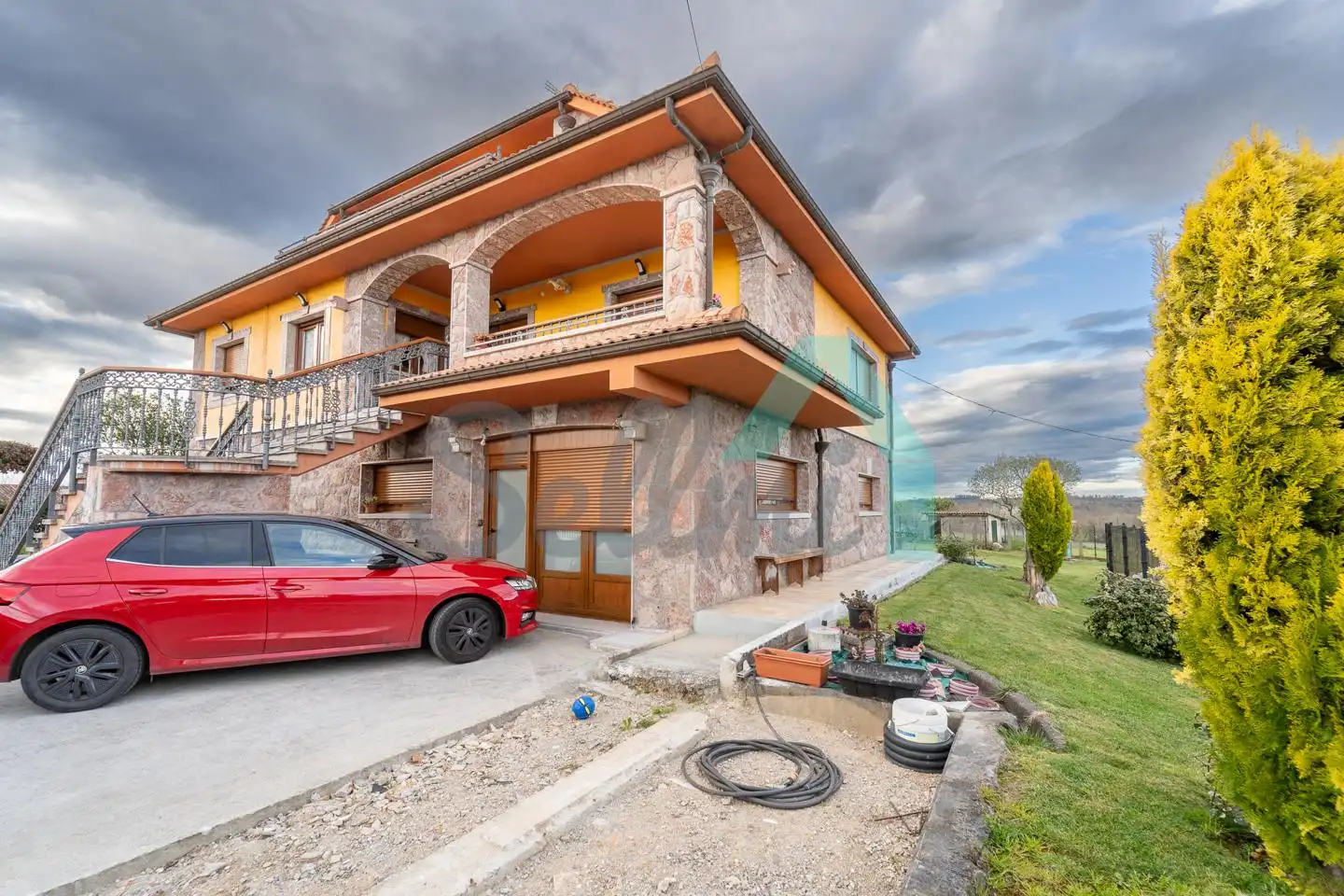 Houses for sale in Camíno De Castañéu, Viella - Granda - Meres