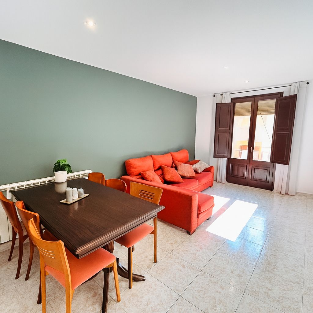 Living room of Flat for sale in Montesquiu  with Heating and Balcony