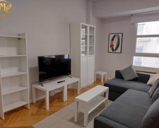 Sala d'estar de Pis de lloguer en Santander amb Calefacció