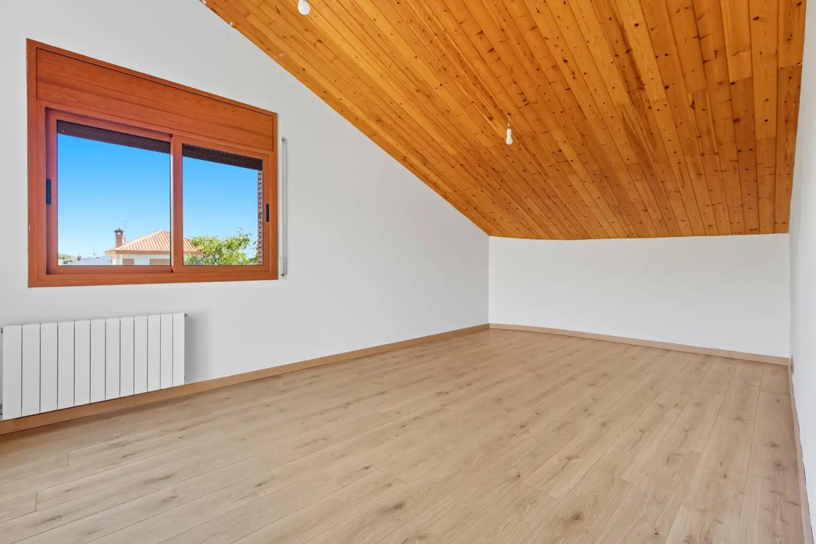 Habitación de Casa o chalet en venta en Cànoves I Samalús con Aire acondicionado, Calefacción y Jardín privado