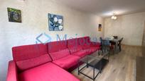 Sala d'estar de Pis en venda en Torrejón de Ardoz amb Aire condicionat, Calefacció i Jardí privat
