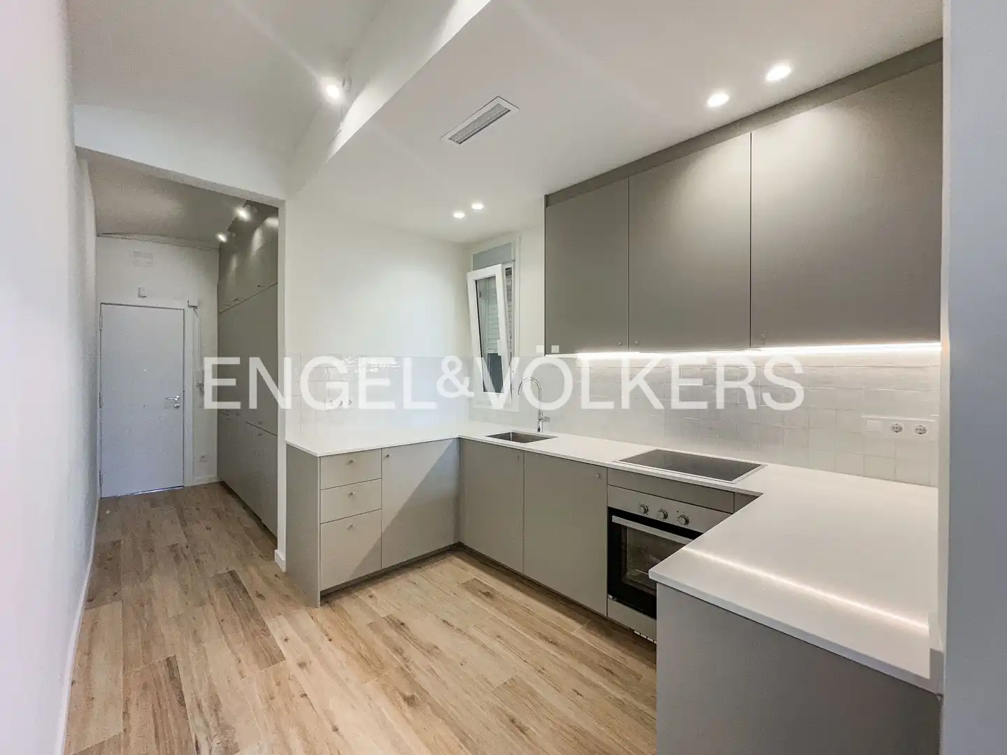 Cocina de Apartamento en venta en Premià de Mar con Aire acondicionado, Calefacción y Parquet