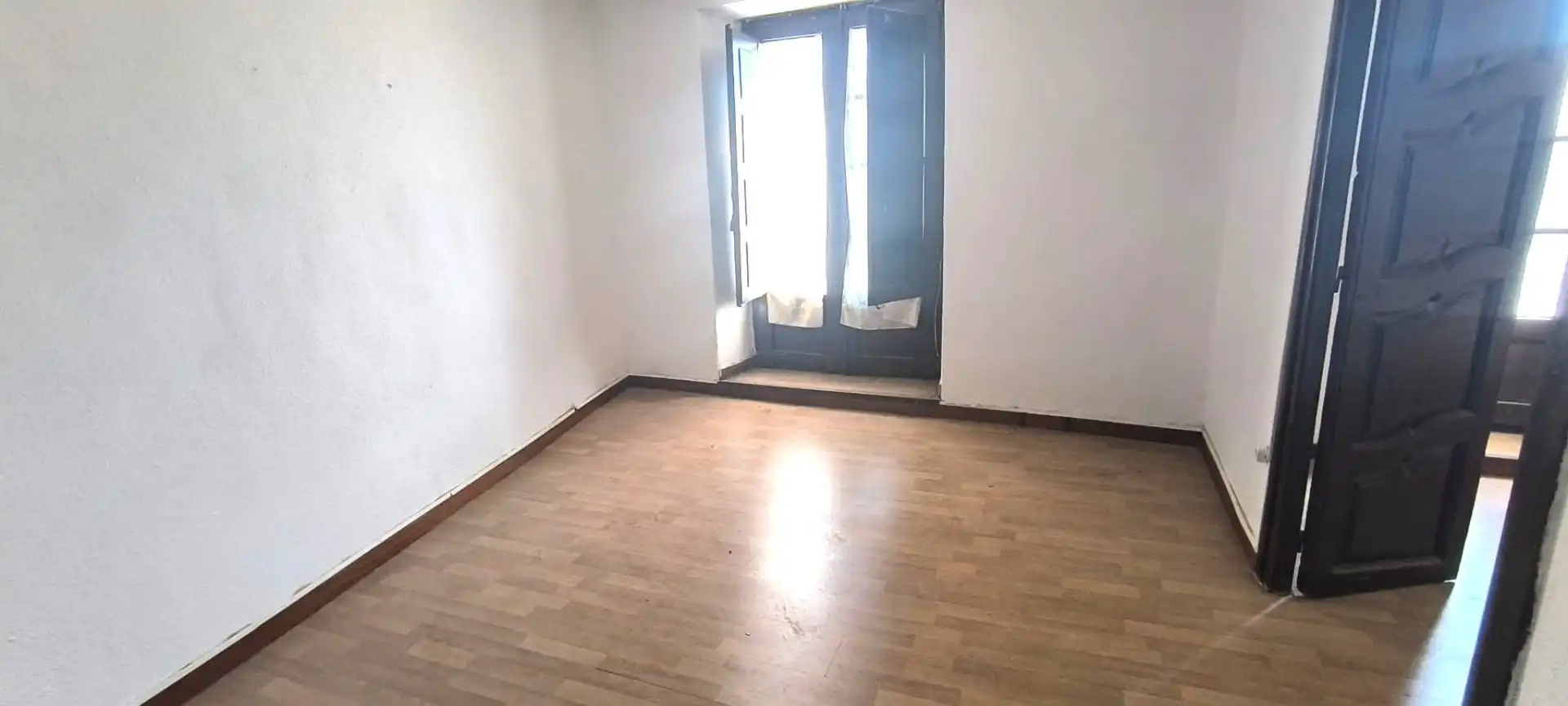 Bedroom of Flat for sale in Elciego  with Storage room