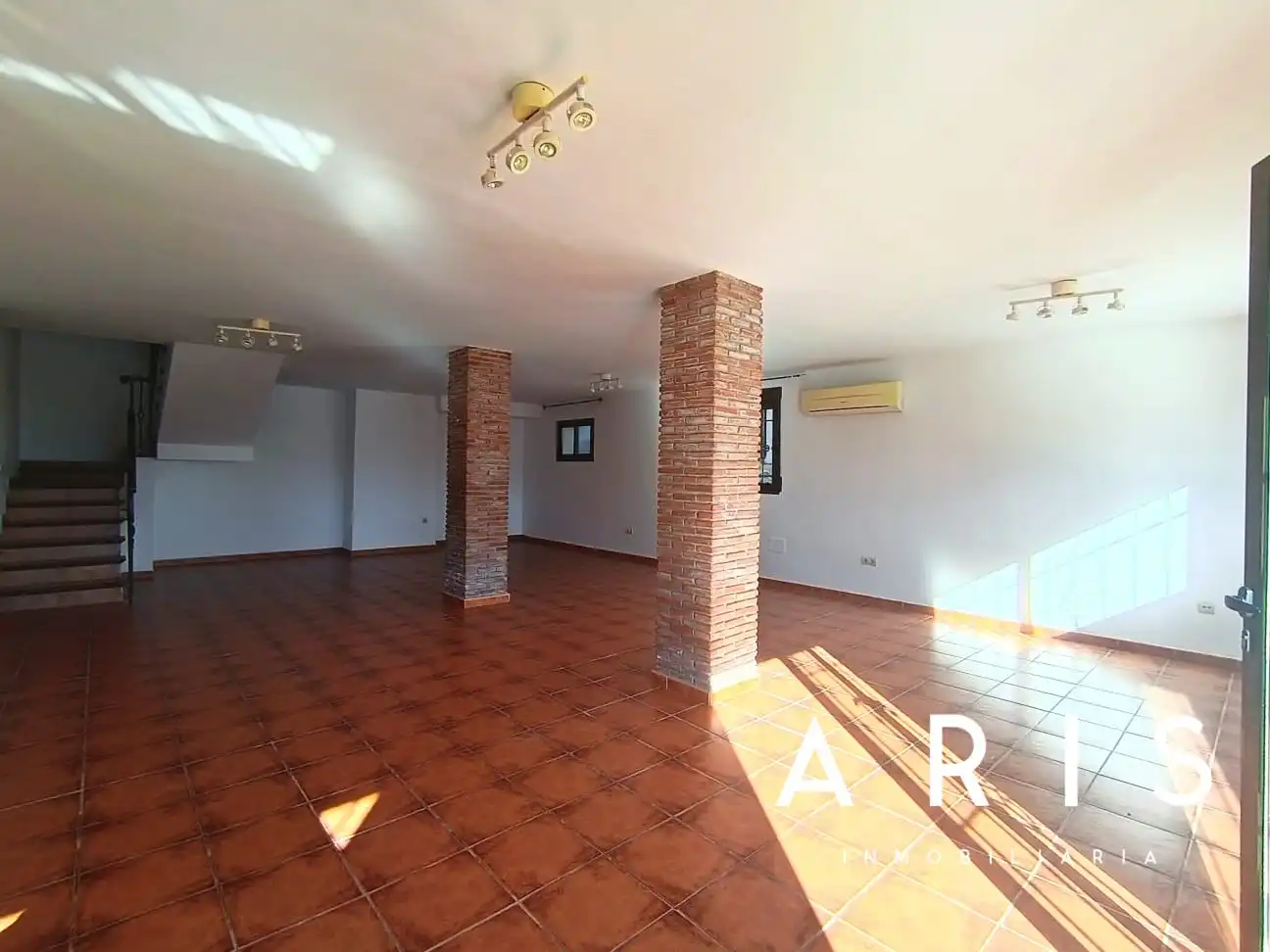 Haus oder Chalet zur Miete in Alhaurín de la Torre mit Klimaanlage, Heizung und Privatgarten