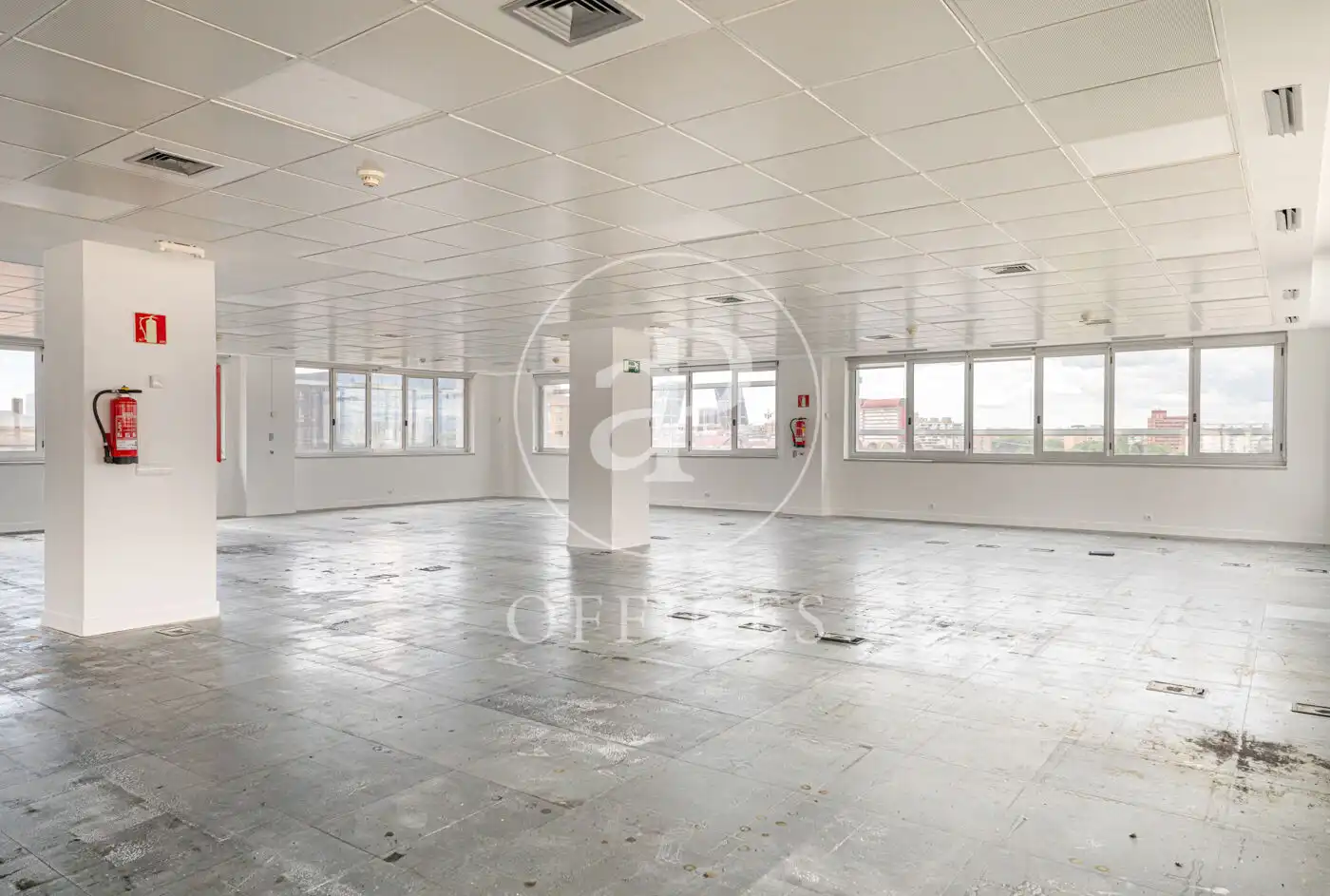Office for rent in Madrid  with Air Conditioner and Heating