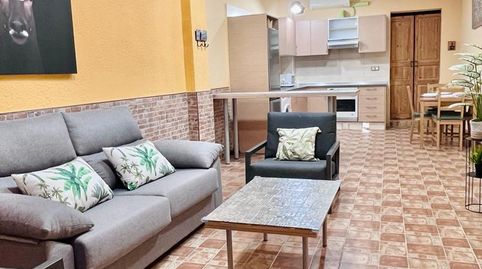 Foto 2 de Piso en venta en Carrer de la Reina, El Cabanyal - El Canyamelar, Valencia Capital