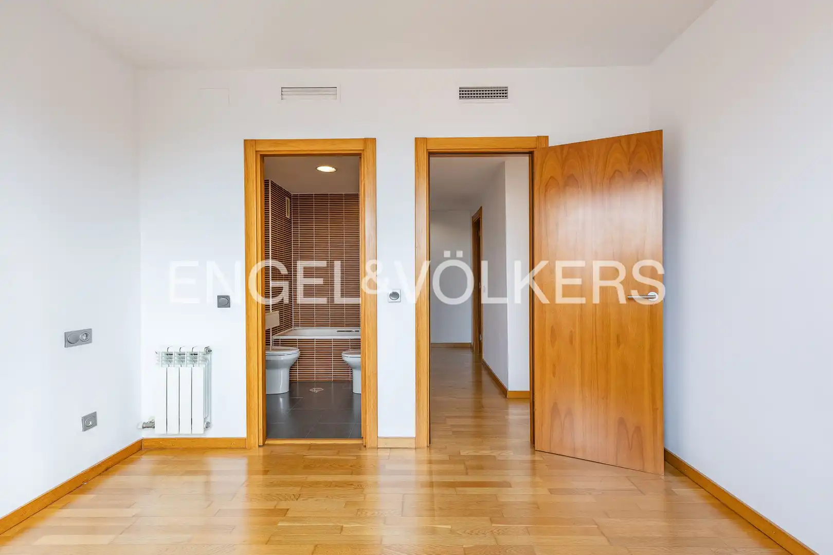 Piso en venta en Sabadell con Aire acondicionado, Calefacción y Jardín privado