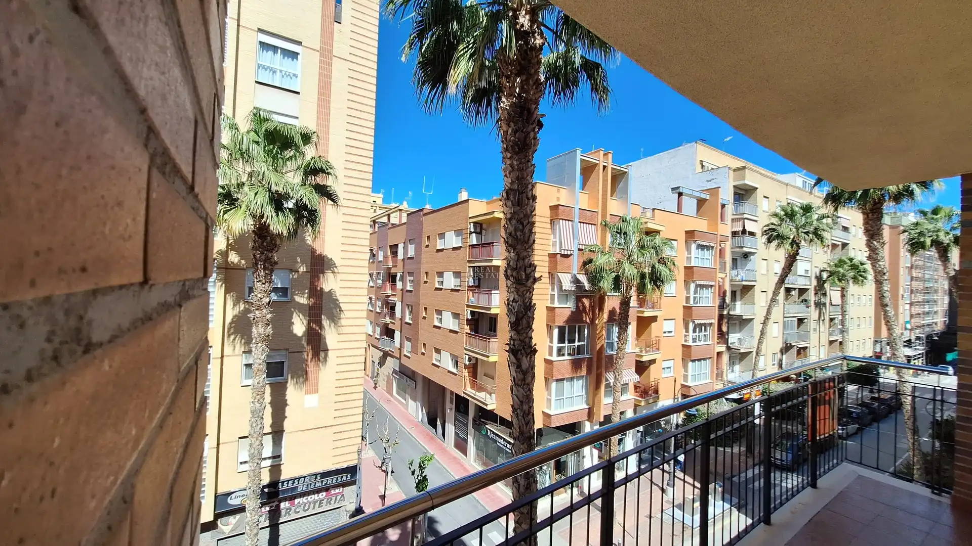 Piso en venta en Calle Misionera Fuensanta Bernal, Centro