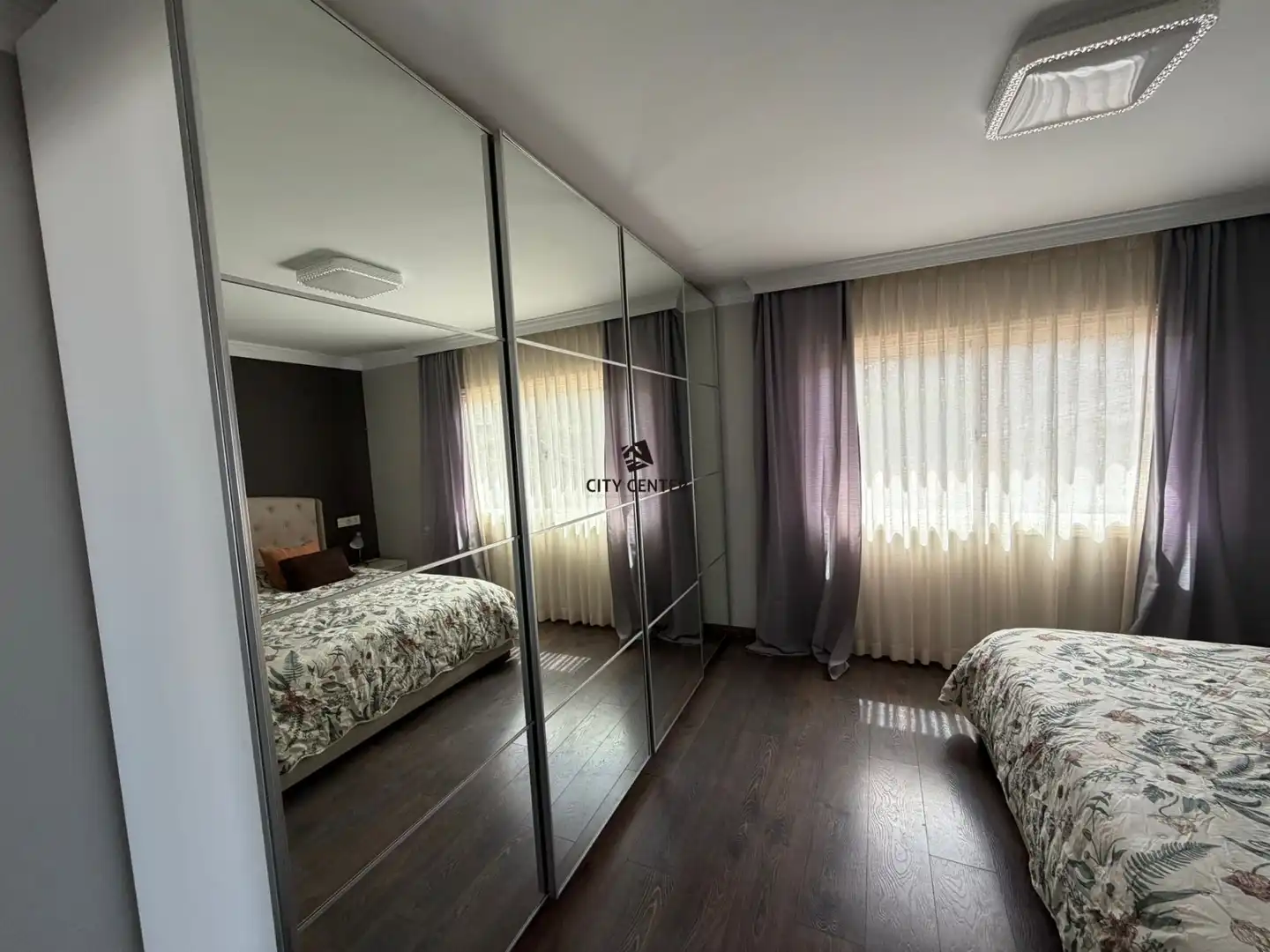 Schlafzimmer von Dachboden zum Verkauf in Adeje mit Klimaanlage, Terrasse und Möbliert