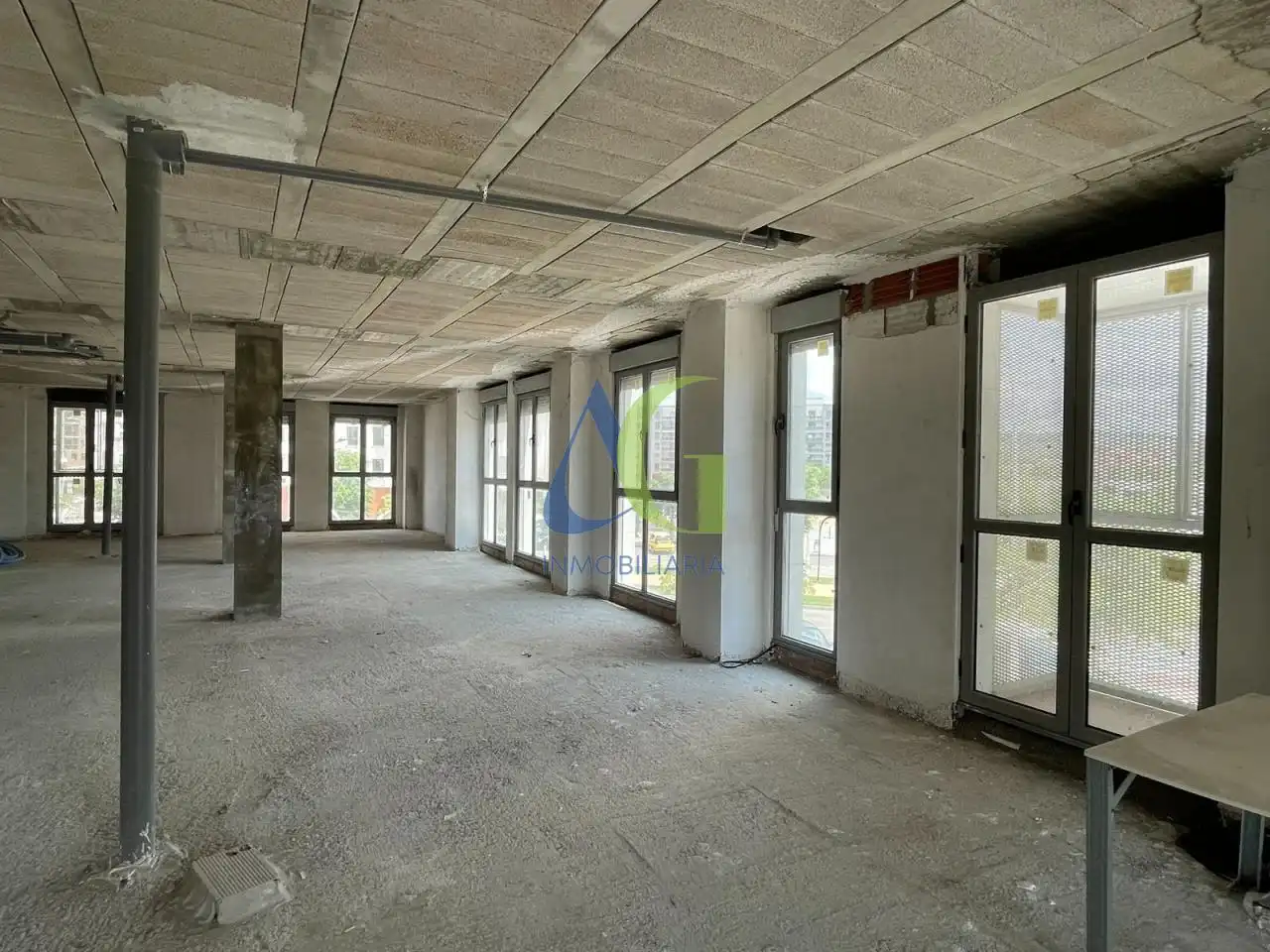 Oficina con ascensor en venta en JOSE AGUADO, imagen 4