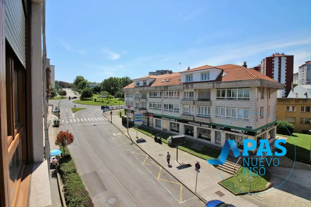 Vista exterior de Piso en venta en Santander con Calefacción, Trastero y Amueblado
